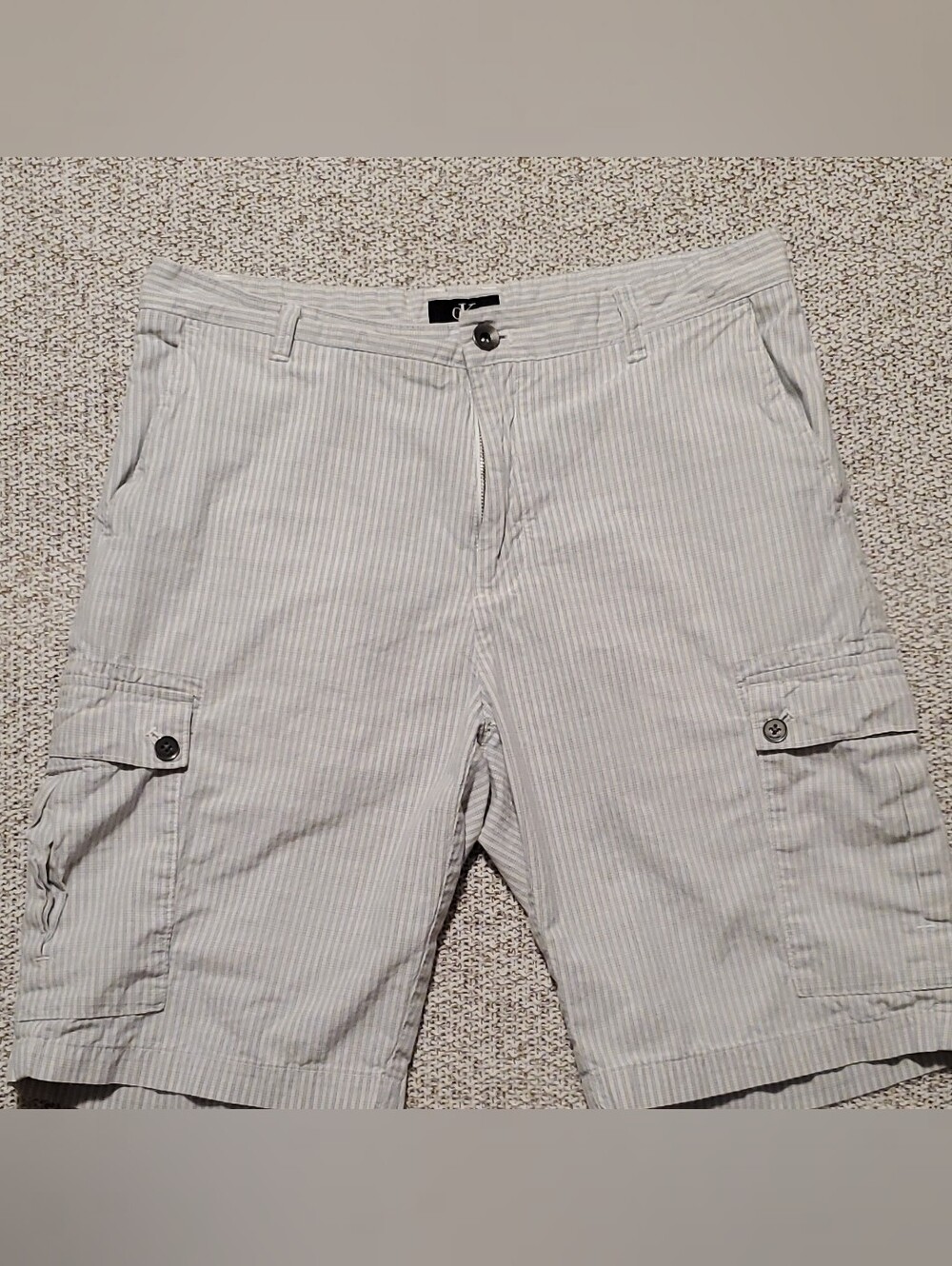 Calvin Klein Men's Light Gray Striped Cargo Shorts